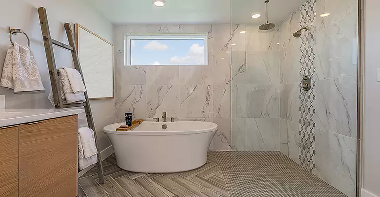 Luxury Master Bath Designs in Aurora